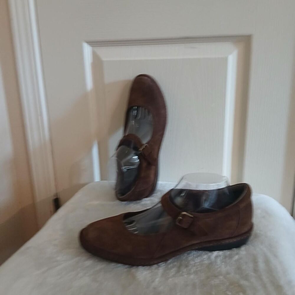 NWOB Lands' End Brown Suede Mary Jane Buckle Shoes 10 Academia Preppy Indie